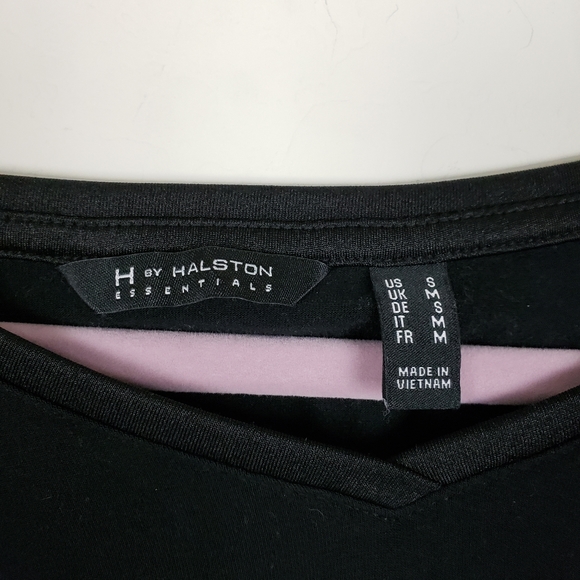 H by Halston black v neck basic tee size small - Picture 2 of 4